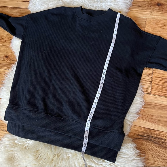 Old Navy Oversized Crew Neck Sweatshirt Textured Waffle XS Leggings Leng… - Picture 4 of 6